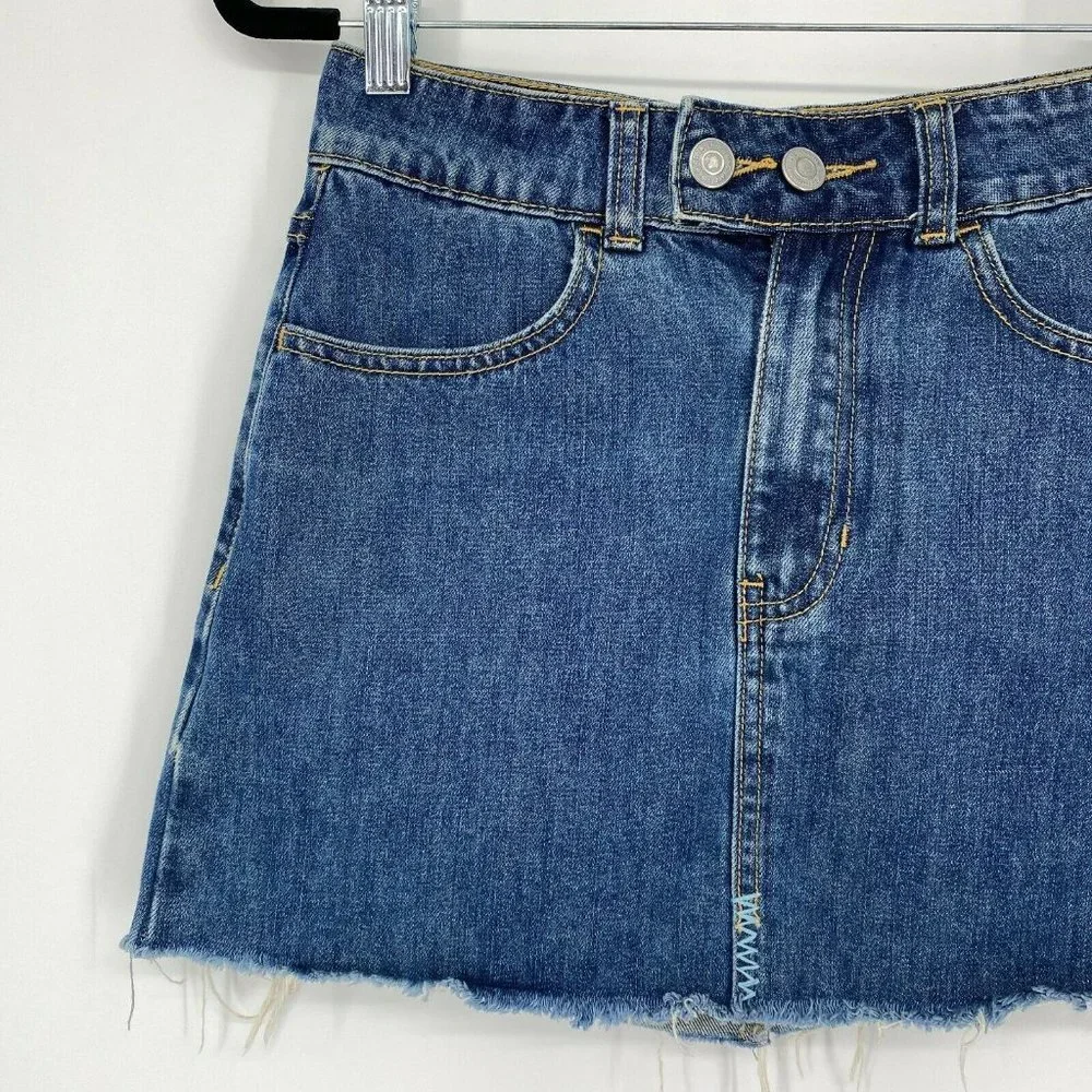 Marine Layer Mendes Denim Mini Skirt Women Size XS Raw Hem Cotton Dark Wash Blue - Picture 3 of 10